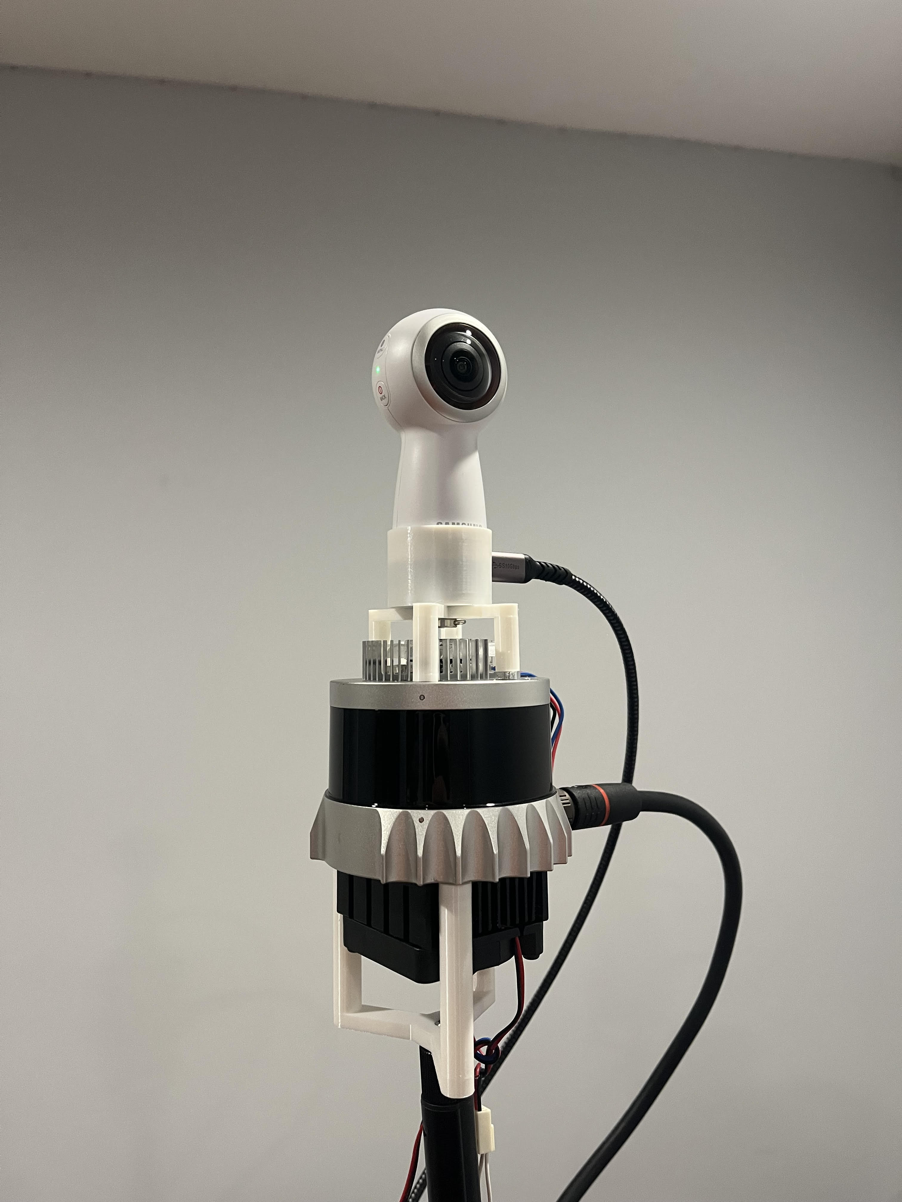 Ouster LiDAR and 360 camera fusion image 3